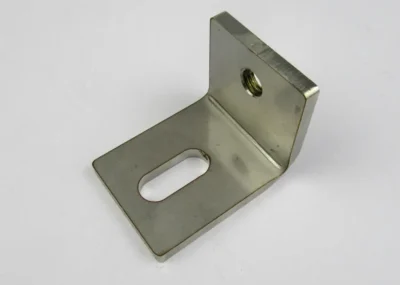 ANGULO PARA PORTA RUEDA #30-0740
